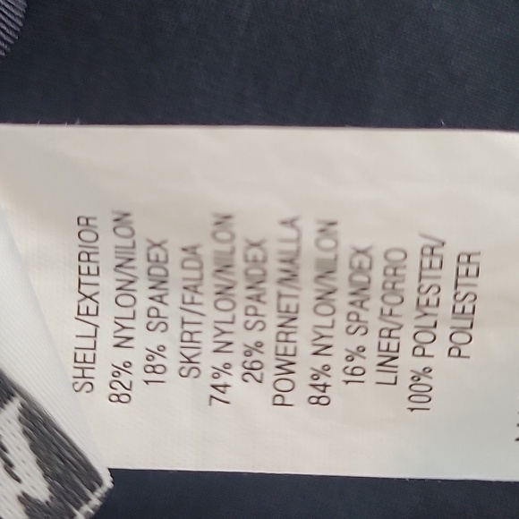 Longitude Plus Size One piece skirted floral swimsuit - Picture 7 of 8